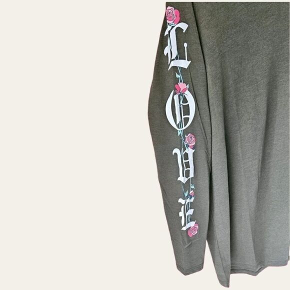 NEW TORRID Plus Size olive greenβlove rose long sleeve crew neck top. - Picture 7 of 13